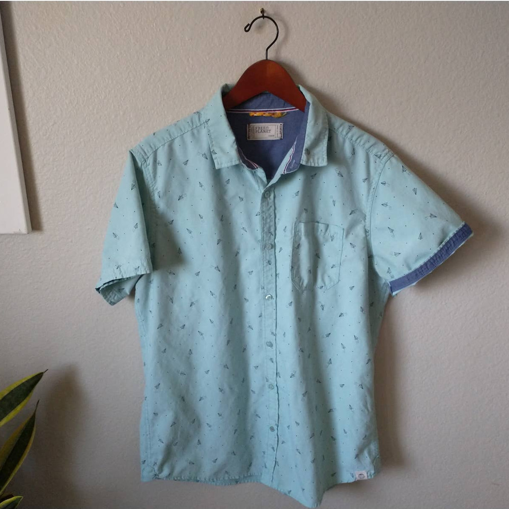 Free Planet Men's Paper Airplane Button Up in Mint | L